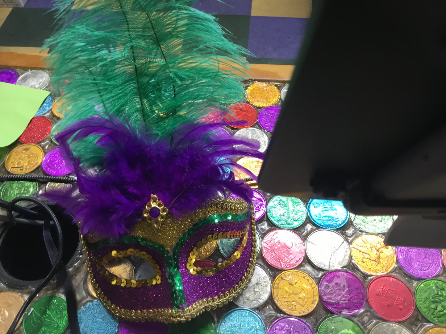 LIGHT UP MARDI GRAS GLITTER MASK WITH FEATHER