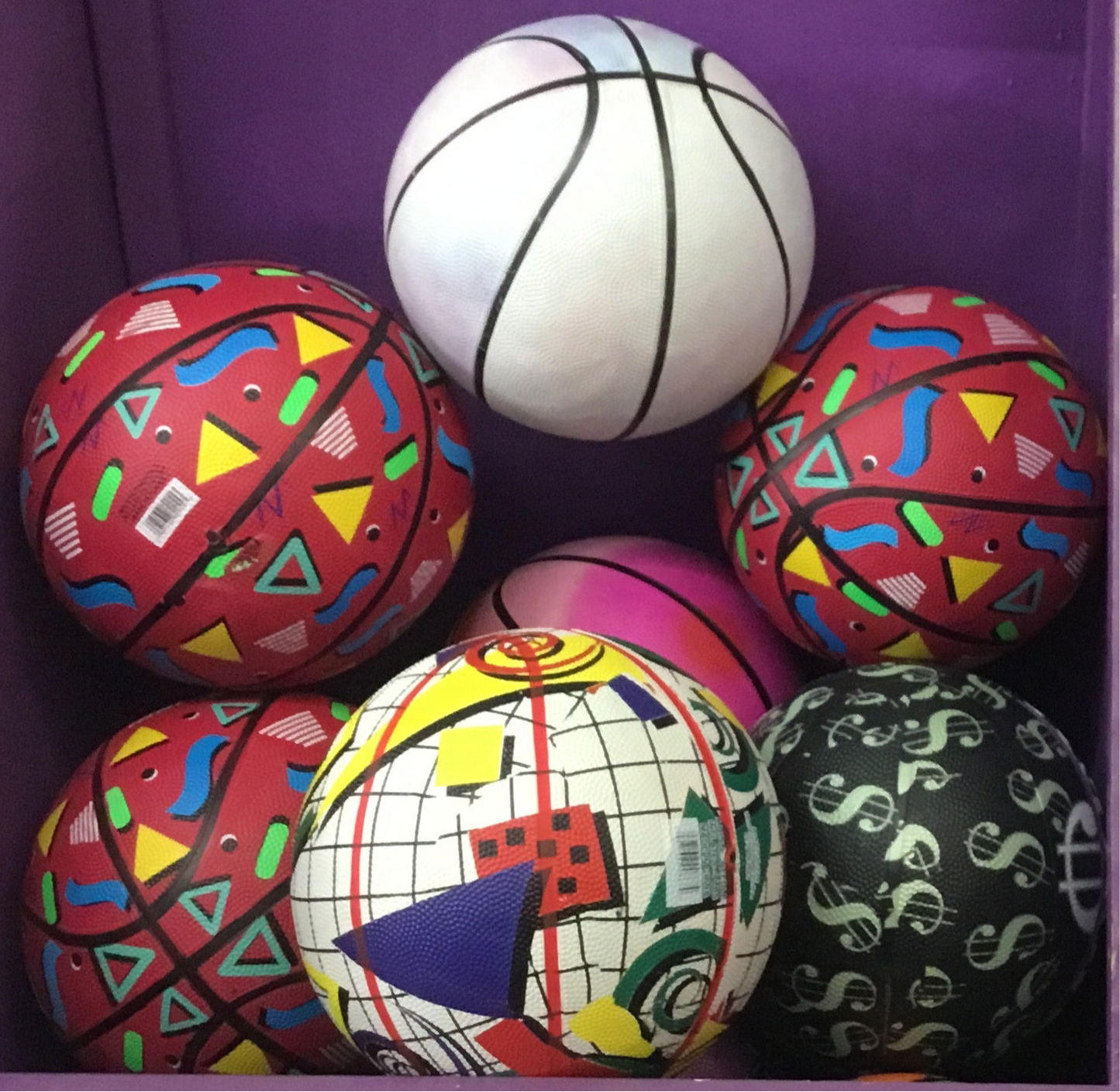 CASE REGULATION BASKETBALL NOVELTY ASSORTMENT 25 PC