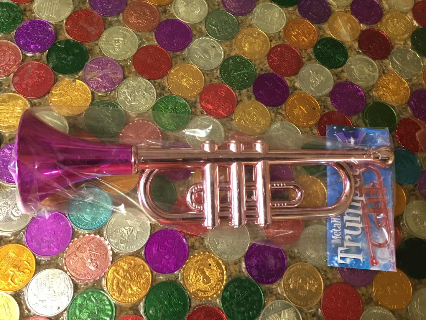 METALLIC TRUMPET 13.5"